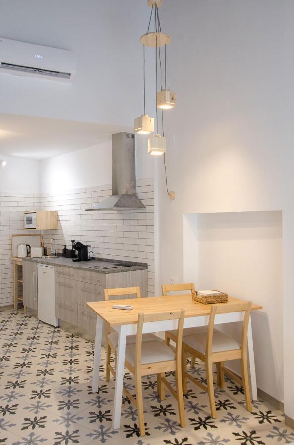 Torre De La Yerba Apartman Caces Kültér fotó