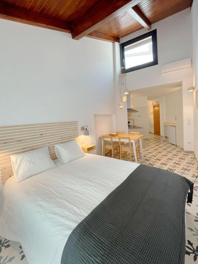 Torre De La Yerba Apartman Caces Kültér fotó