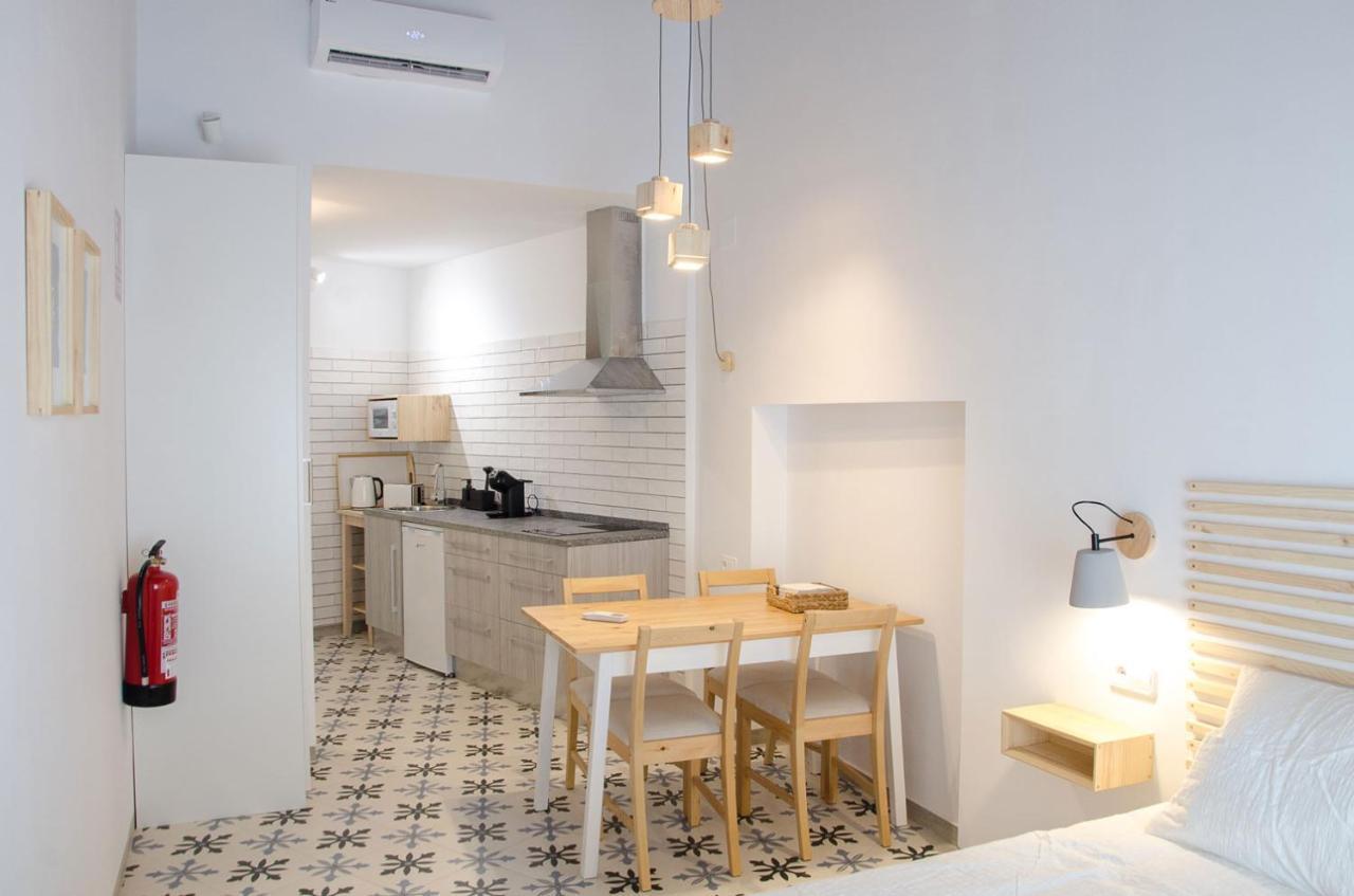 Torre De La Yerba Apartman Caces Kültér fotó
