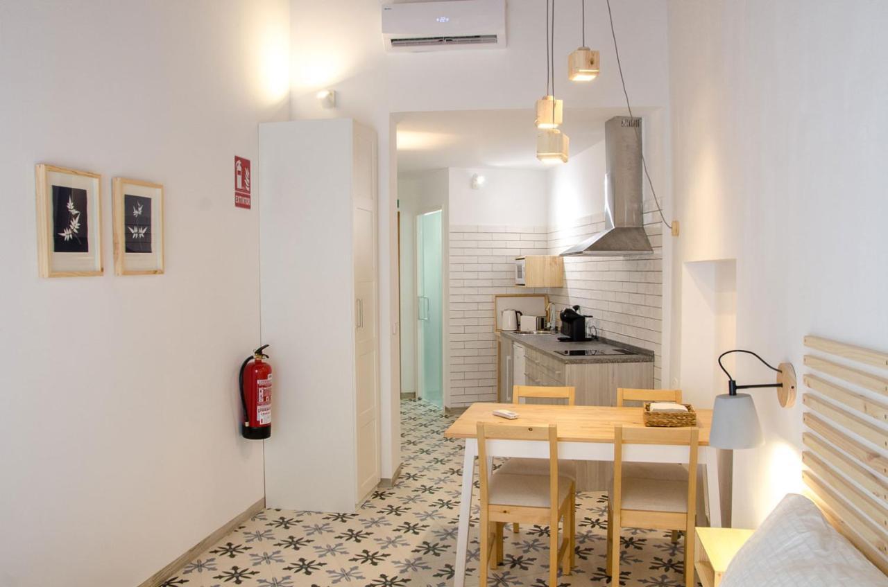 Torre De La Yerba Apartman Caces Kültér fotó