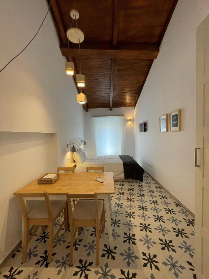 Torre De La Yerba Apartman Caces Kültér fotó